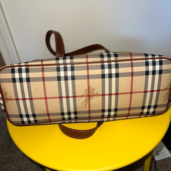 Burberry Bag - Picture 5 of 5
